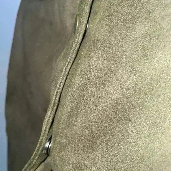 EUC Peacebird Suede Snap Front Military Green Mini Skirt Size Medium - Picture 5 of 9